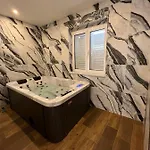 Centrium Makarska Apartmán *